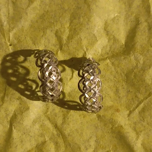 925 Silver half moon pierced earrings - Picture 2 of 5